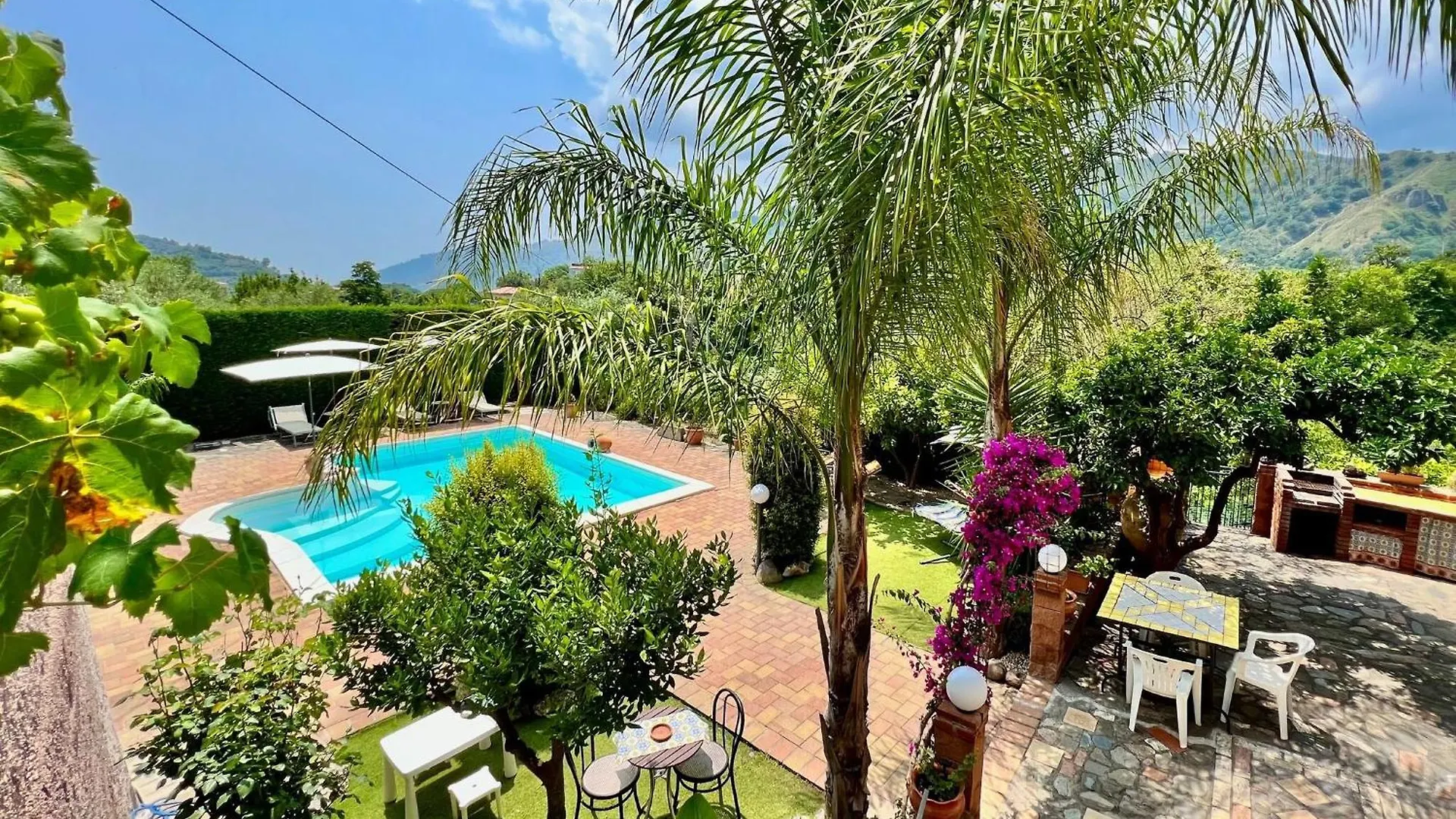 Vacation Home With Private Pool In Francavilla Di Sicilia Holiday home