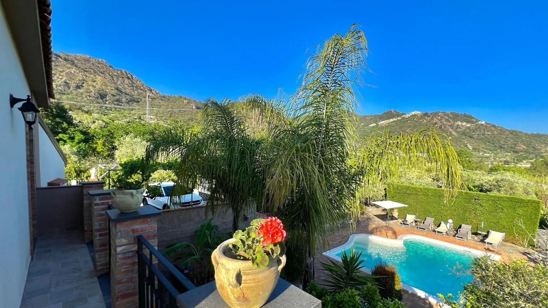 Vacation Home With Private Pool In Francavilla Di Sicilia